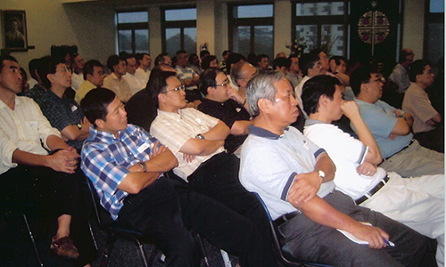 Lay leaders discuss challenge of reaching out to nominal Christians