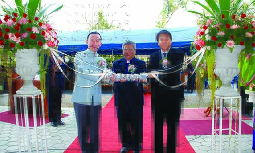 Dedication, opening of Vineyard Methodist School in Chiang Mai