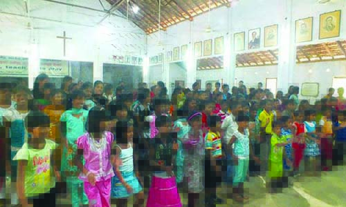 ETAC’s fruitful mission trip to Jaffna: 40 villagers accept Christ