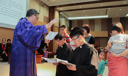 ‘Ministers and laity as one’