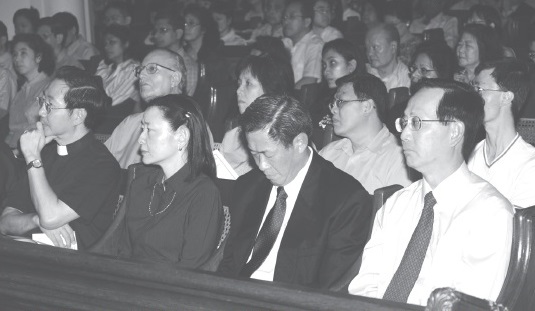 Christian community prays for tsunami victims
