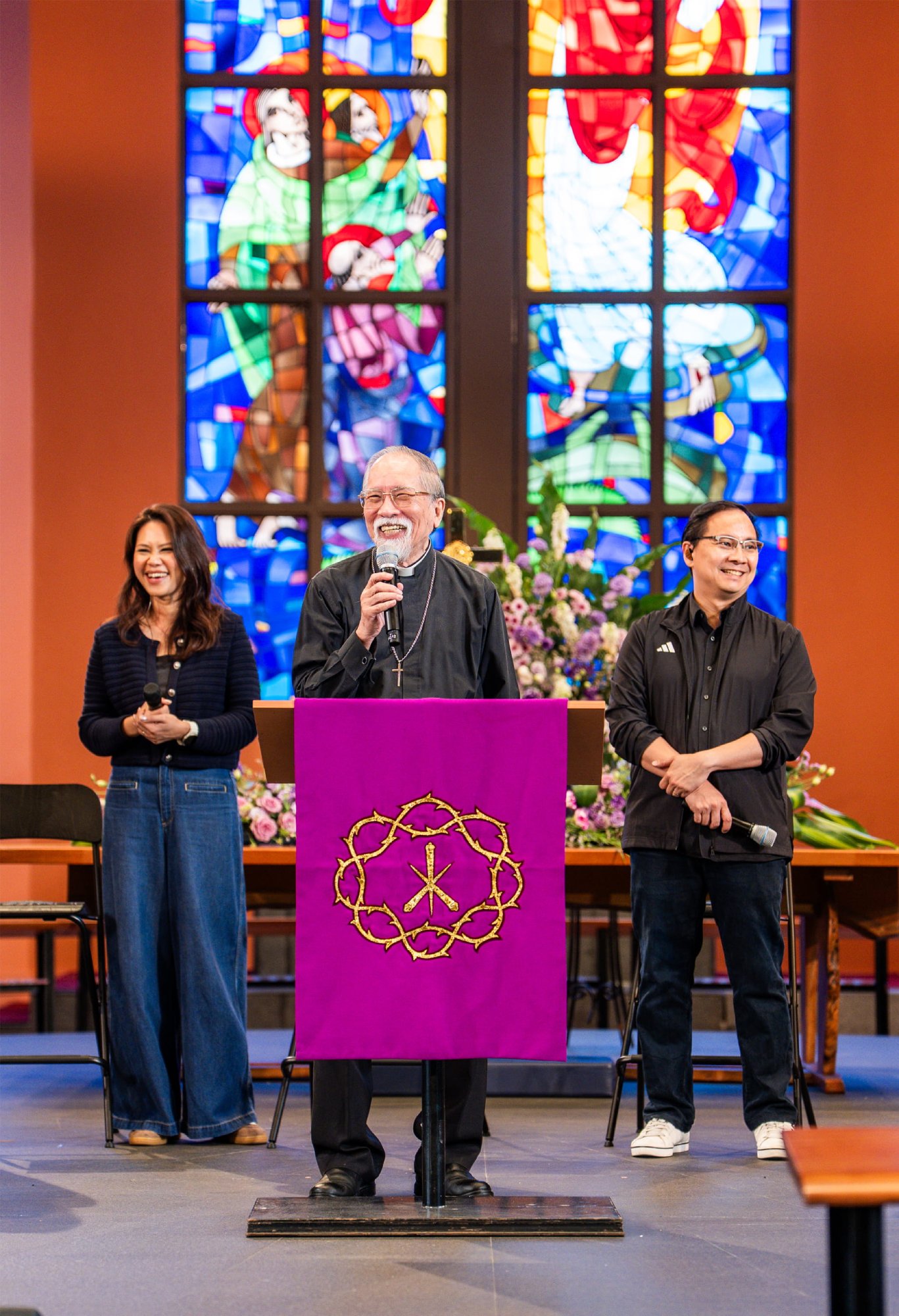 Former TRAC President Rev Isaac Lim gave the benediction
